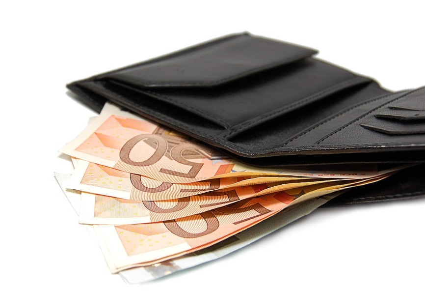 Name: wallet.jpg Views: 848 Size: 82.7 KB