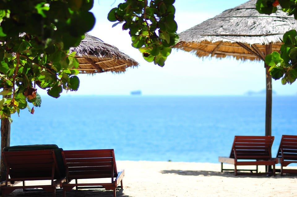 Name: beach-1759882_960_720.jpg Views: 8371 Size: 82.8 KB